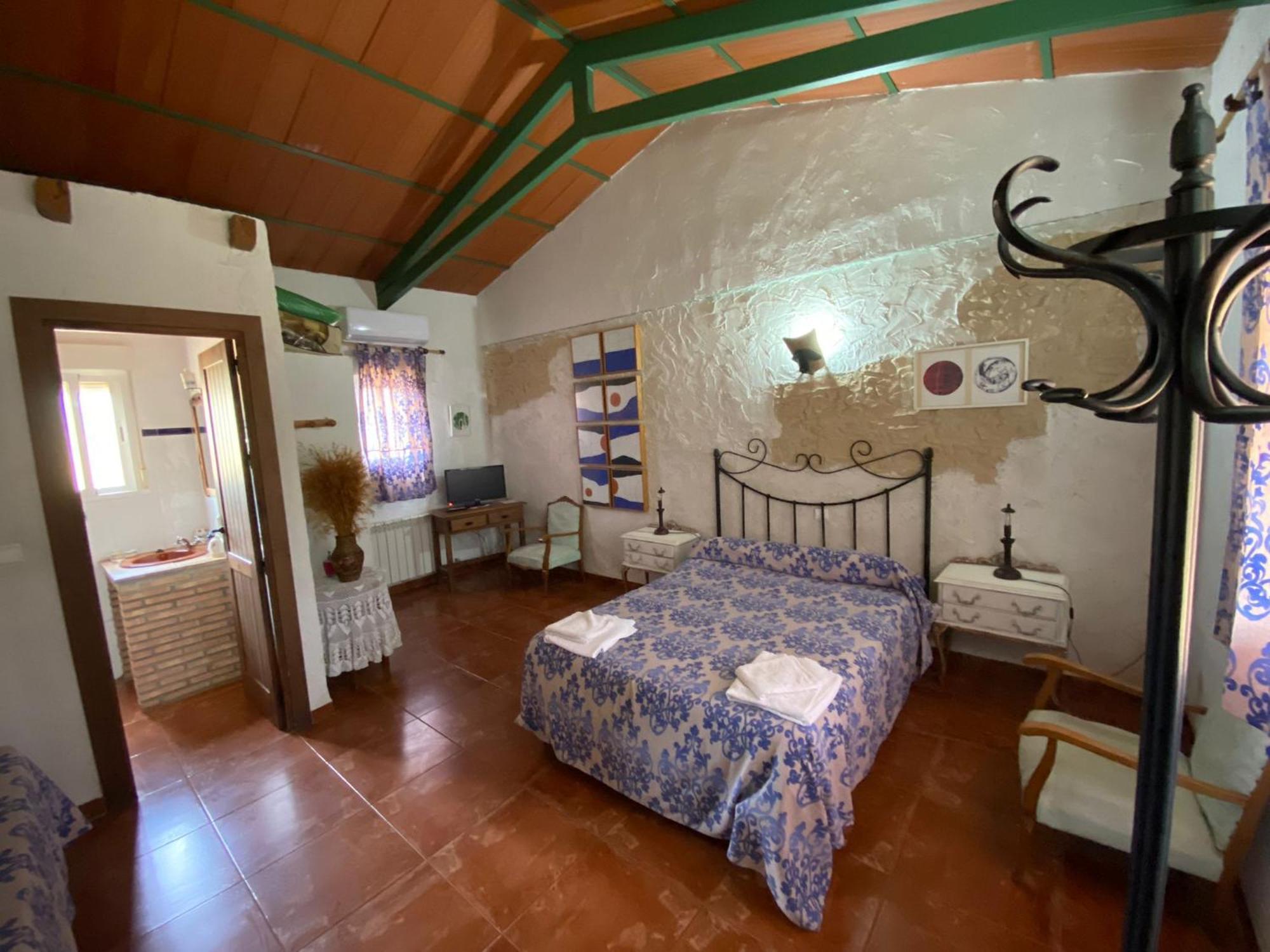 Hotel Rural La Cimbarra Aldeaquemada Екстер'єр фото